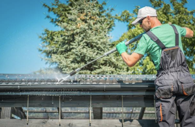 pressure washing roof